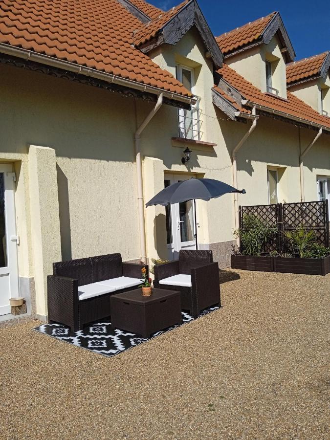 Maison De Vacances Sol & Piper Gombergean Exterior photo